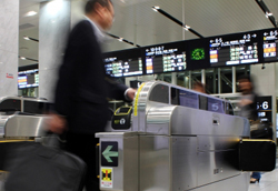 改札・駅案内板イメージ